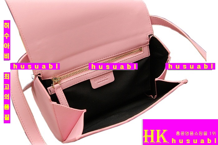 ����� ���ǵ��� �̴� GV5671-4