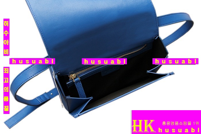 ����� ���ǵ��� �̴� GV5671-1