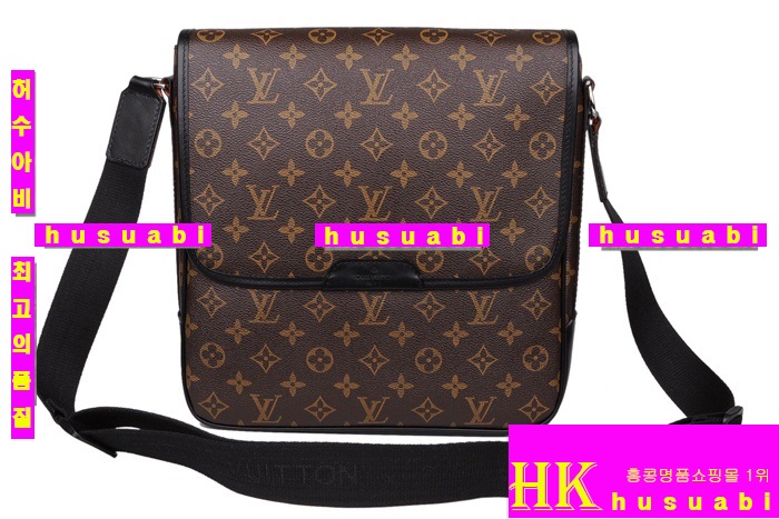 ���̺��� ũ�ν��鸶ī�縣 ���̽� M56715-12