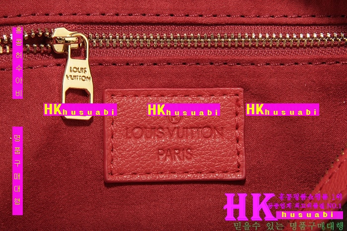 2015�Ż� ���̺��� ũ�ν��� M40331-1