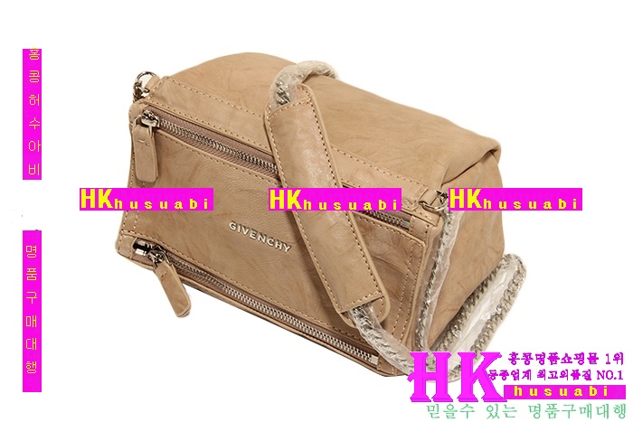 ����� �ǵ��� �̴� ũ�ν��� GV124741(��Ŭ)