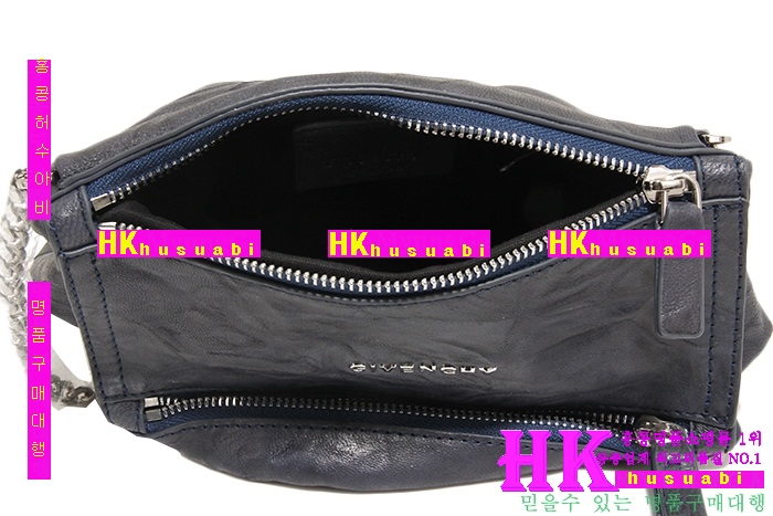 ����� �ǵ��� �̴� ũ�ν��� GV124741-2(��Ŭ)