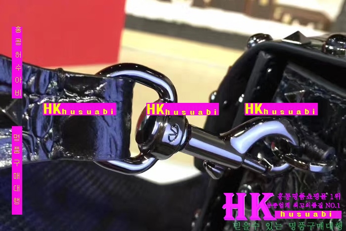 NEW �߷�Ƽ�� �Ż� ������ ũ�ν��� VT170324-5