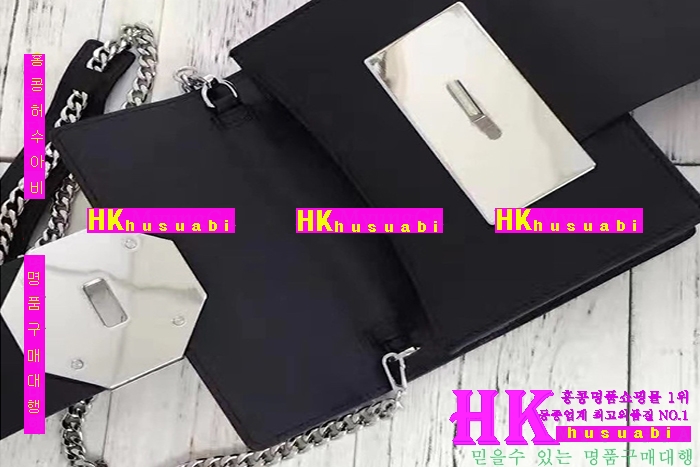 �ڹ̷��ޡ�NEW ����� �Ż� ������ ũ�ν��� PA170405-10