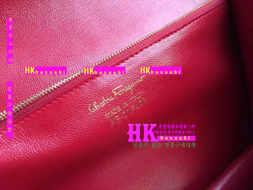 �ڹ̷��ޡ� NEW ��󰡸� ������ ũ�ν��� PE170504-29