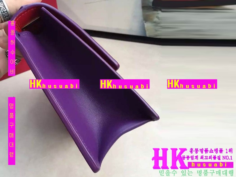 �ڹ̷��ޡ� NEW ��󰡸� ������ ũ�ν��� PE170504-28