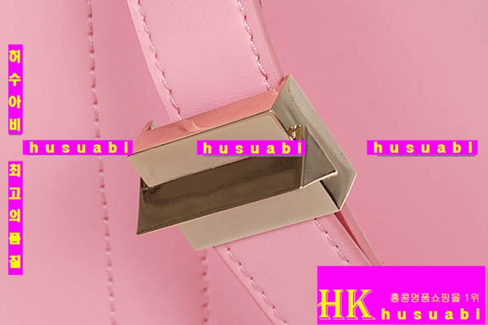 ����� ��Ƽ������ �̵� ���ڸ�ǰ���� GI9981-3