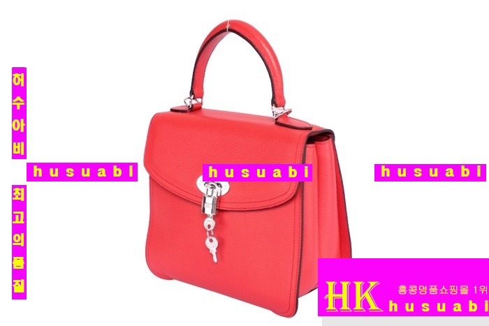 �����޽� �̸��� ũ�ν��� HE0148-6