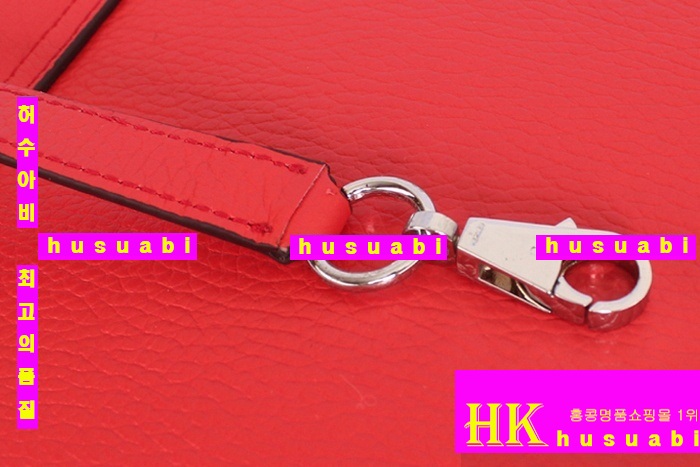 �����޽� �̸��� ũ�ν��� HE0148-6