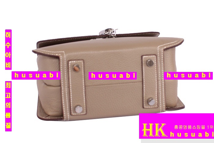 �����޽� �̸��� ũ�ν��� HE0148-5