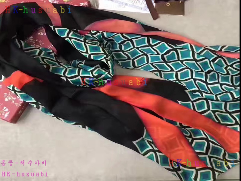 NEW  ���� �Ż� ������ ��ī�� GU170612-4