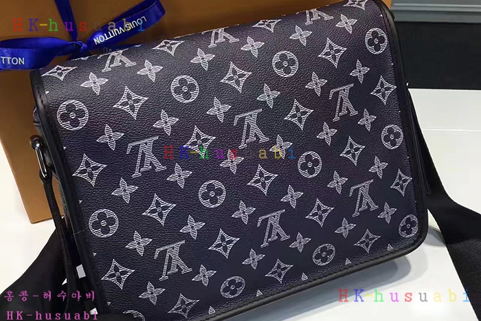 NEW 17S/S ���̺��� �޽��� PM M54248