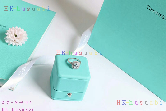 NEW Tiffany Ƽ�Ĵ� �Ż� ���� TF59622