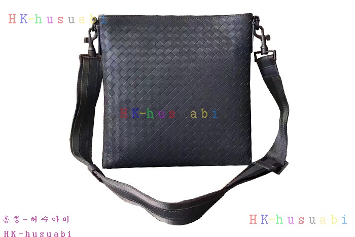 �ڹ̷��ޡ� ���װ�����Ÿ �Ż� ũ�ν��� V0079-4