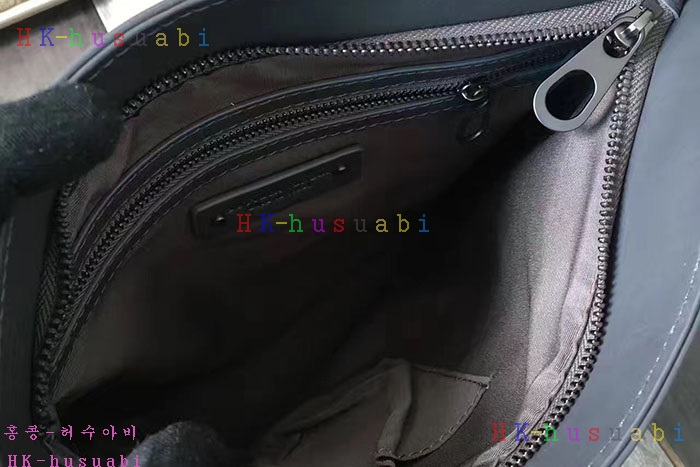 �ڹ̷��ޡ� ���װ�����Ÿ �Ż� ũ�ν��� V0079-4