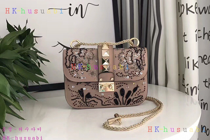 �ڹ̷��ޡ� �߷�Ƽ�� �����͵� ����� V0312-2