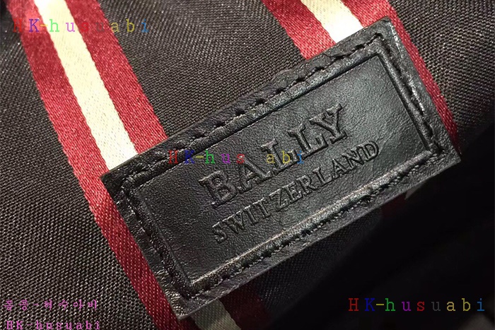 �ڹ̷��ޡ� �߸� ������ ũ�ν��� BL580170-2