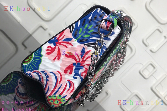 �ڹ̷��ޡ� ���̺��� Ʈ����Ʈ�� M54940