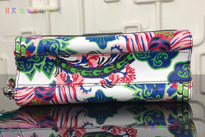 �ڹ̷��ޡ� ���̺��� Ʈ����Ʈ�� M54940