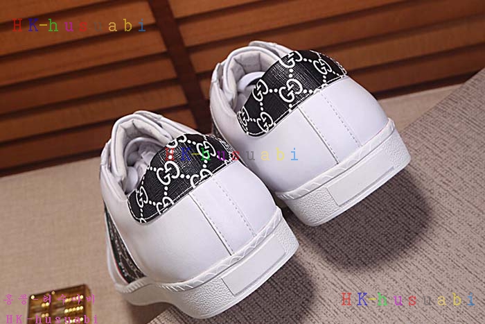 NEW 2018SS ���� ������ ����Ŀ�� GU644512