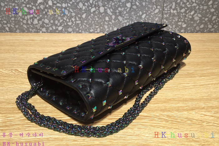 �ڹ̷��ޡ� �߷�Ƽ�� �����͵� ü�ι�  V 0137-8