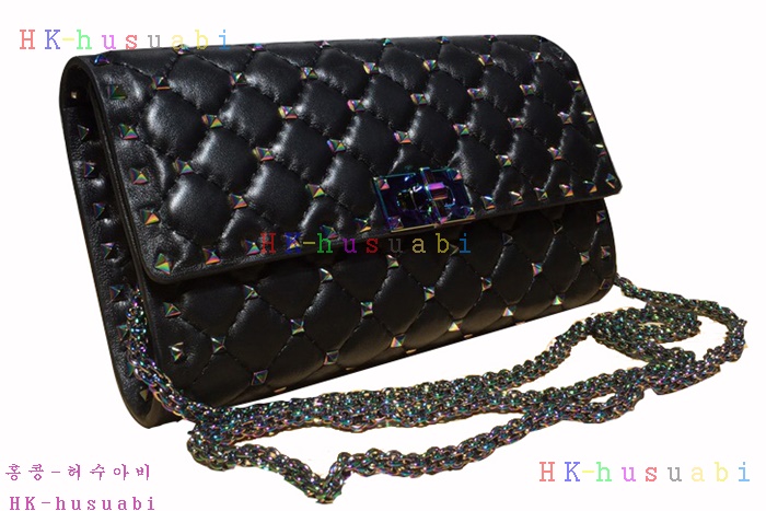 �ڹ̷��ޡ� �߷�Ƽ�� �����͵� ü�ι�  V 0137-8