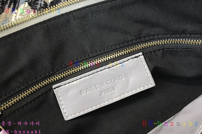 �ڹ̷��ޡ� �߷��þư� Ŭ��ġ�� BL 356A-2