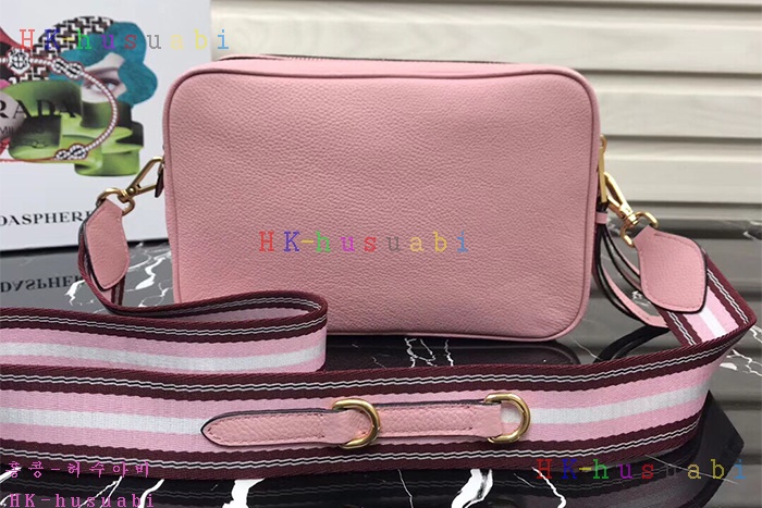 �ڹ̷��ޡ�2018SS ����� ũ�ν��ٵ� ��Ʈ�� ����� P 1BH082