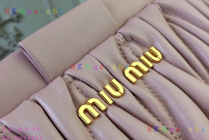 �ڹ̷��ޡ� �̿�̿� ���׶� Ŭ��ġ  RP0390-3