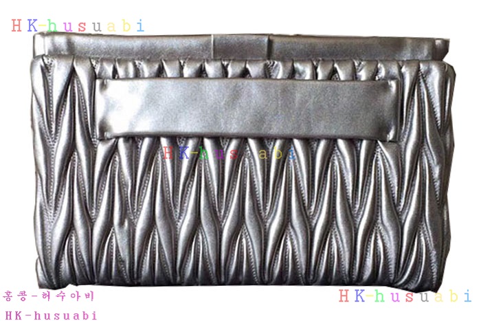 �ڹ̷��ޡ� �̿�̿� ���׶� Ŭ��ġ  RP0390-2