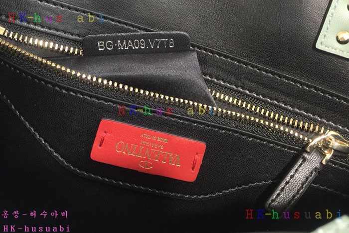 �ڹ̷��ޡ� �߷�Ƽ�� �����͵� ���׼��ι� �Ż� V 7995-4