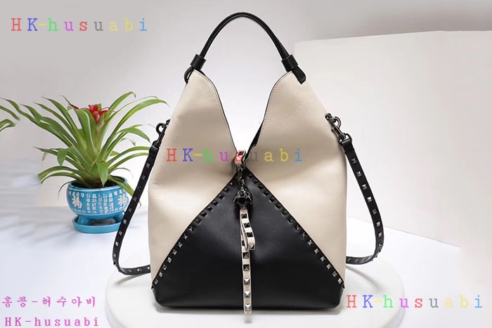 �ڹ̷��ޡ� �߷�Ƽ�� �����͵� ȣ���� �Ż� V 2A050-2