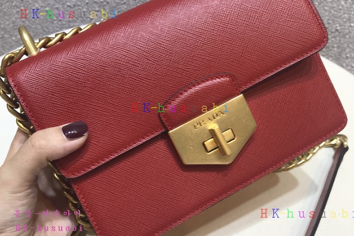 �ڹ̷��ޡ� ����� ���ǾƳ� ü�ι� P 1BD089-2