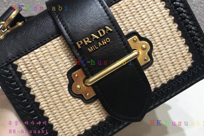 �ڹ̷��ޡ� ����� ī�̿���  P 1BD045-2