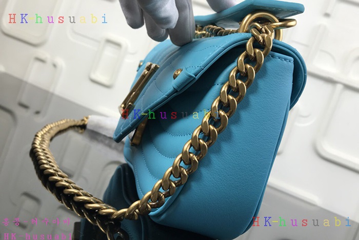 �ڹ̷��ޡ� ���̺��� �����̺� ü�ι� M51936