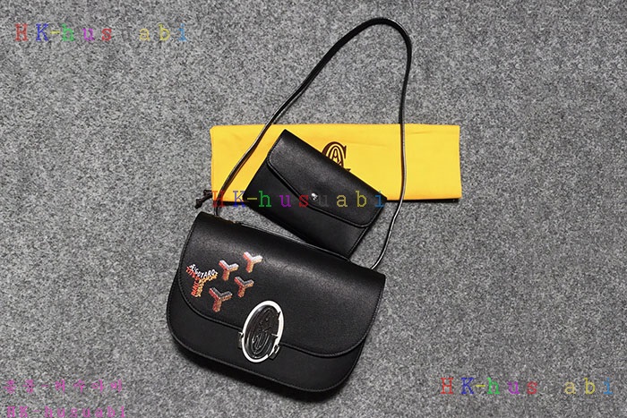 �ڹ̷��ޡڰ��ߵ� 233����� GA 692255-5