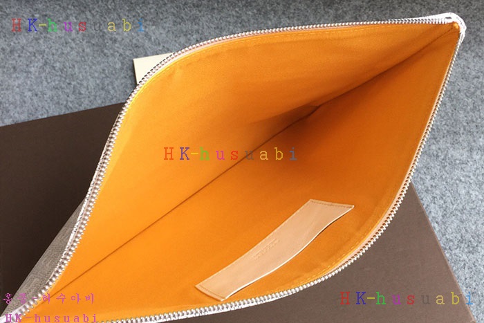 �ڹ̷��ޡڰ��ߵ� Ŭ��ġ��  GA6157-1-10