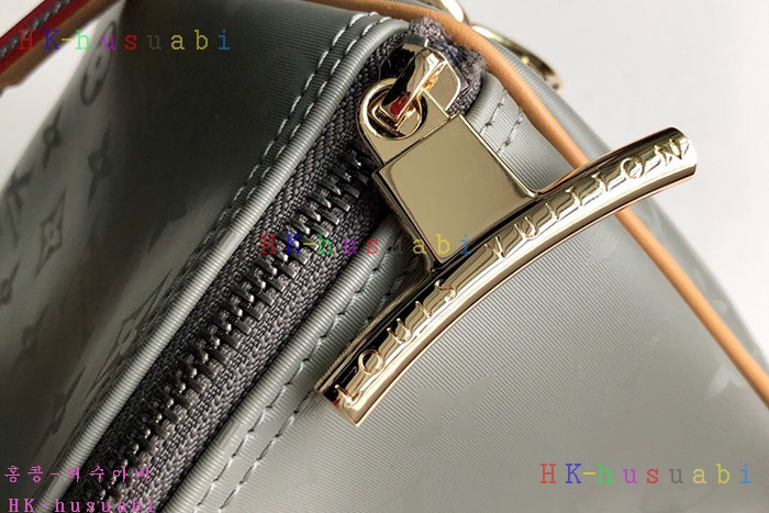 �ڹ̷��ޡ� ���̺��� ŵ�� �ݵѸ��� M43886