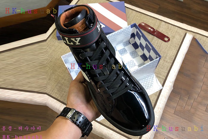 NEW  �߸� ������ ����Ŀ�� B 352243