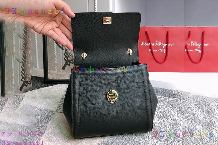 �ڹ̷��ޡ� �䷹���� �ٶ󸮺� �÷��� V 21G646