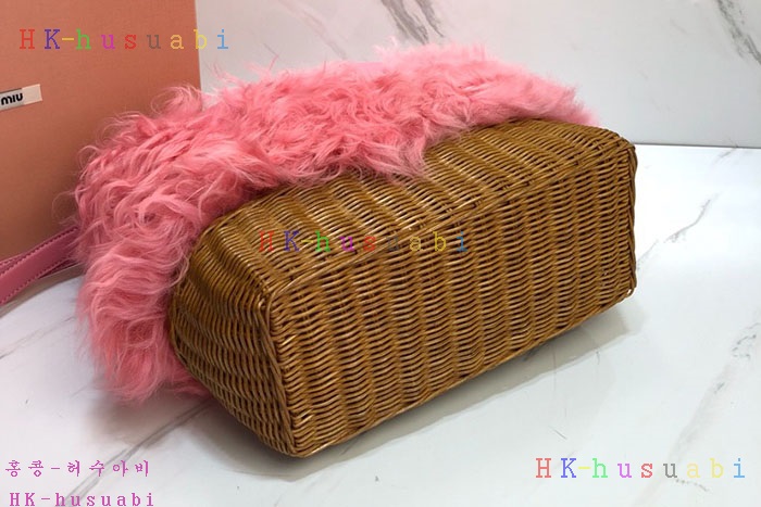 �ڹ̷��ޡ� �̿�̿� ��� ��Ʈ�� MU 5BA097