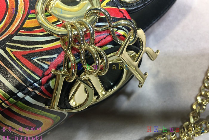 �ڹ̷��ޡ� ���  ���̵�� DR M0505006