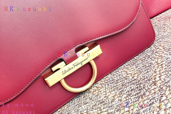 �ڹ̷��ޡ� �䷹���� Ŭ���� �÷��� P 21H321-2