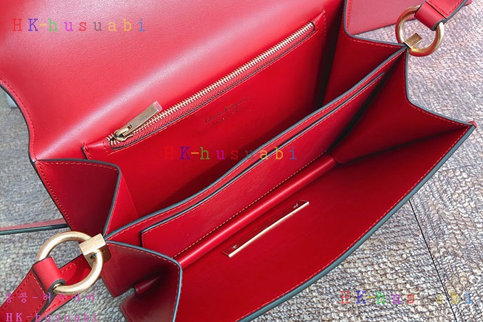 �ڹ̷��ޡ� �䷹���� Ŭ���� �÷��� P 21H321-3