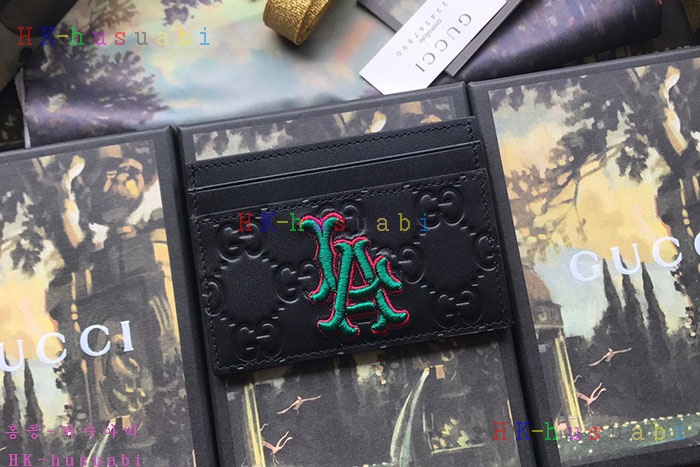 �ڹ̷��ޡ� ���� LA������ ��ġ ī������ GU 547793-2