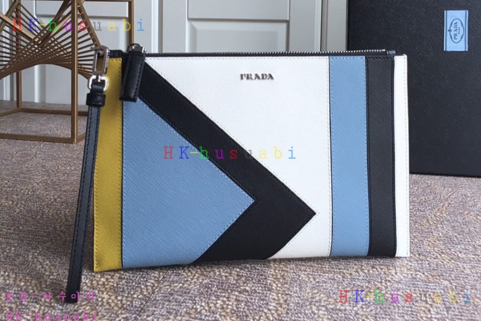 �ڹ̷��ޡ� ����� Ŭ��ġ��  PR 2VG005