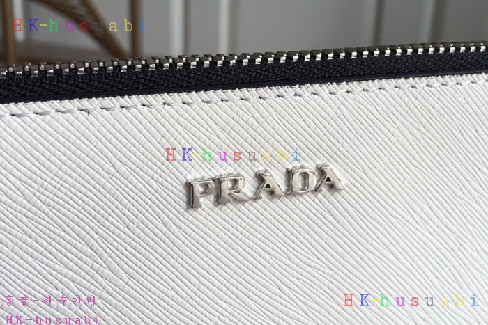 �ڹ̷��ޡ� ����� Ŭ��ġ��  PR 2VG005