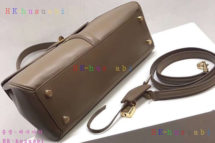 �ڹ̷��ޡ� ������ �� 16�� CL 187573-4