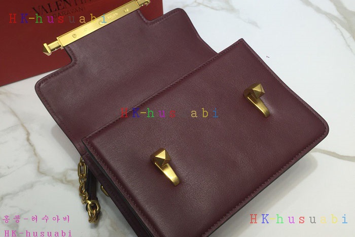 �ڹ̷��ޡ� �߷�Ƽ�� ���ٿ� ����� V 251175-3