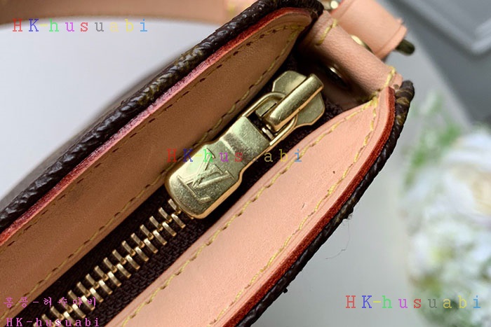 �ڹ̷��ޡ� 2019SS ���̺��� ��ο�Ʈ ��� ũ�ν��� M51290